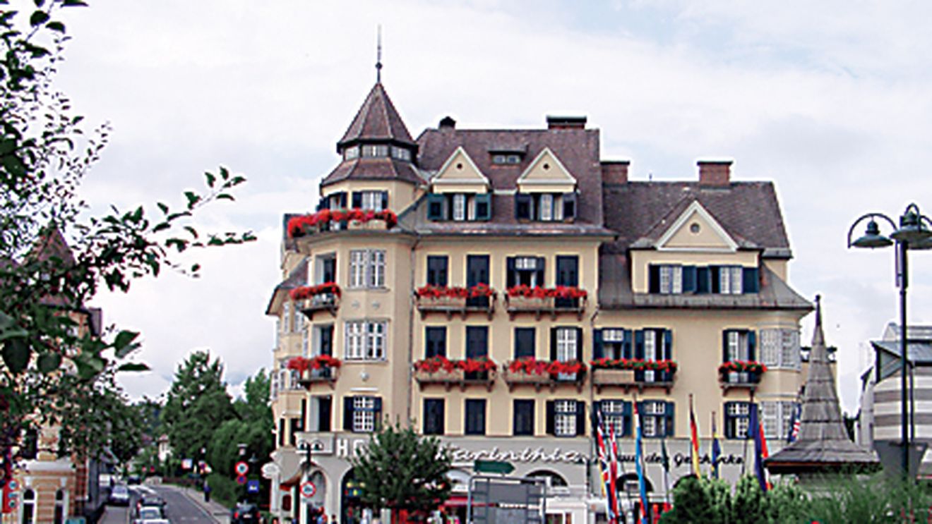 Steliștii au plecat în Austria
