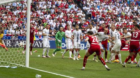Ce a făcut Jan Oblak?! Portarul care l-a transformat pe Horațiu Moldovan în turist la Atletico Madrid a comis o gafă incredibilă la EURO, în Slovenia - Serbia