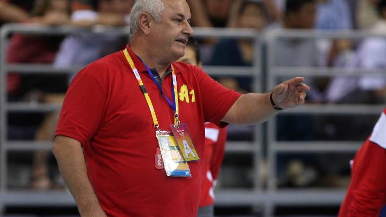 Cine va antrena naționala de handbal?** Tadici sau Voina?