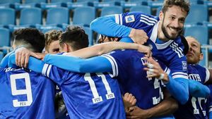 Rodion Cămătaru o vede favorită pe U Craiova 1948 în meciul cu Dinamo: „Băieții lui Adi Mutu sunt pregătiți mai bine și vor avea în spate Peluza Sud '97!" | EXCLUSIV