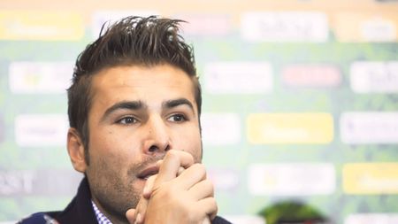 Mutu susține că a fost jefuit de bona filipineză. Detalii incredibile redate de managerul general al lui Dinamo: "Pitea plasele pe la 6 dimineața. Când ne-am dus la ea în cameră..."