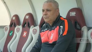 Marius Șumudică a dezvăluit câte transferuri așteaptă la CFR Cluj: „Creștem de la meci la meci!”