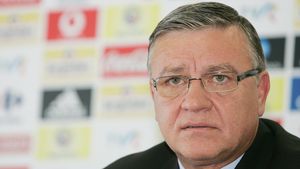 Sandu: "Nu mă miră că Mutu a fost înjurat!"
