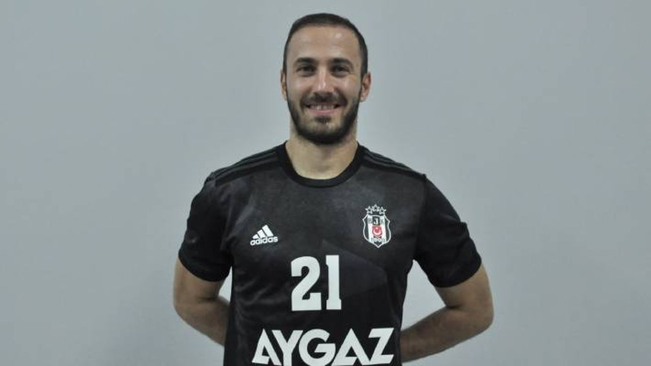 HC Dobrogea Sud Constanța a anunțat și al doilea transfer, un alt jucător cu istoric în Liga Campionilor, fost adversar al echipei Dinamo!  „Delfinii” au punctat puternic la încă un capitol