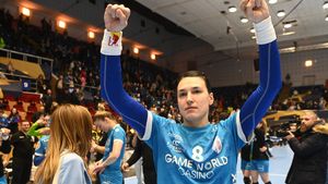 FRH condamnă comportamentul galeriei Rapidului la adresa Cristinei Neagu: „Vor avea interdicție”. De ce sunt interzise vuvuzelele și tobele