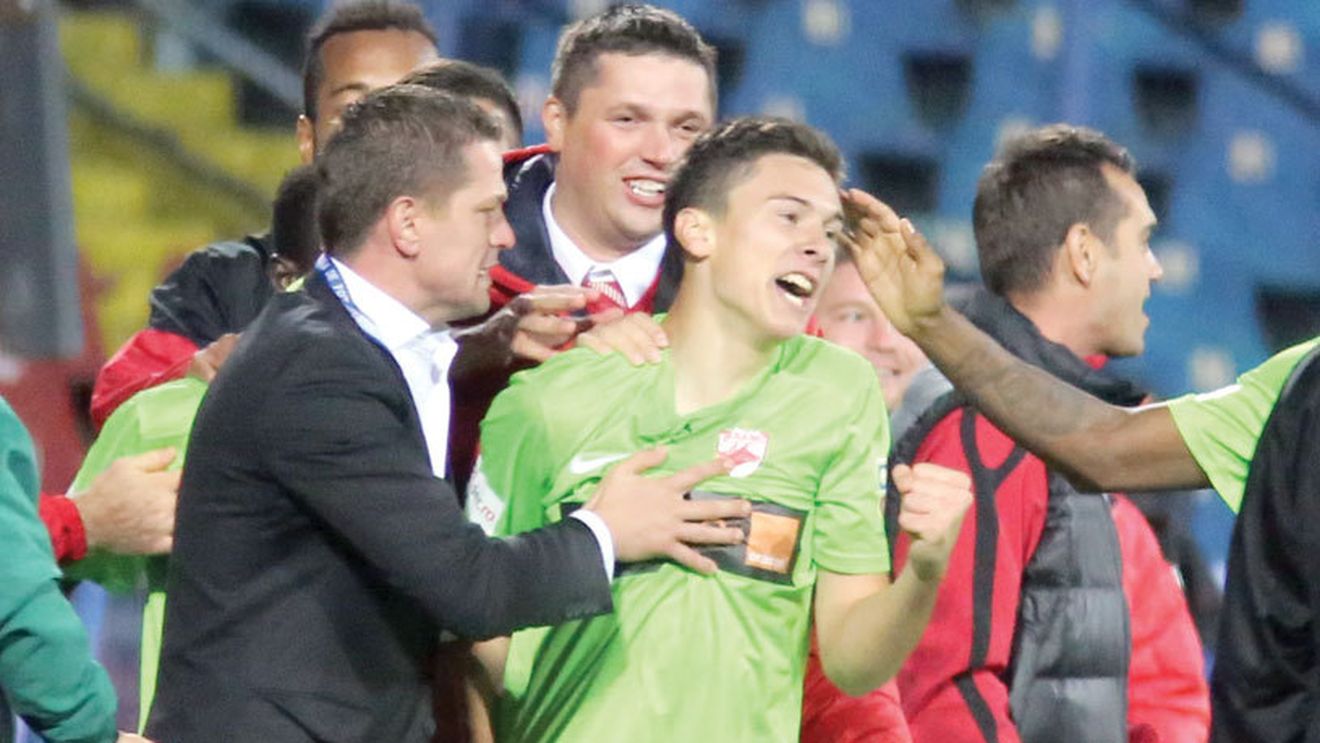 INTERVIU EXCLUSIV Dorin Rotariu: "Messi e favoritul meu, nu Van Persie!"