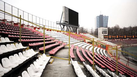 Galerie în pribegie!** Ultrașii dinamoviști au hotărât să nu stea în peluză la derby