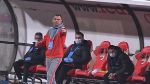 Toni Petrea, așa cum nu l-ai mai văzut niciodată, după eșecul cu Dinamo: „Nu este deloc în regulă, am discutat asta! Man este o pierdere!”