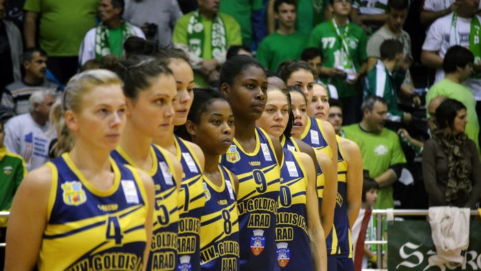  "Bună! Sunt Victoria!" Unica formație neînvinsă din baschetul feminin european e din România