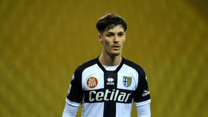 Parma i-a fixat prețul lui Dennis Man! 25 de milioane de euro cer italienii în schimbul fotbalistului român! Ce cluburi uriașe bat la ușă