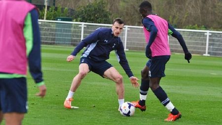 Vești bune pentru Chiricheș. A revenit la antrenamente și ar putea fi pe teren chiar în meciul cu Liverpool. FOTO