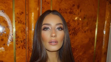 Iubita unui jucător de la Chelsea stârnește imaginația fanilor. Este model de lenjerie intimă și actriță | FOTO