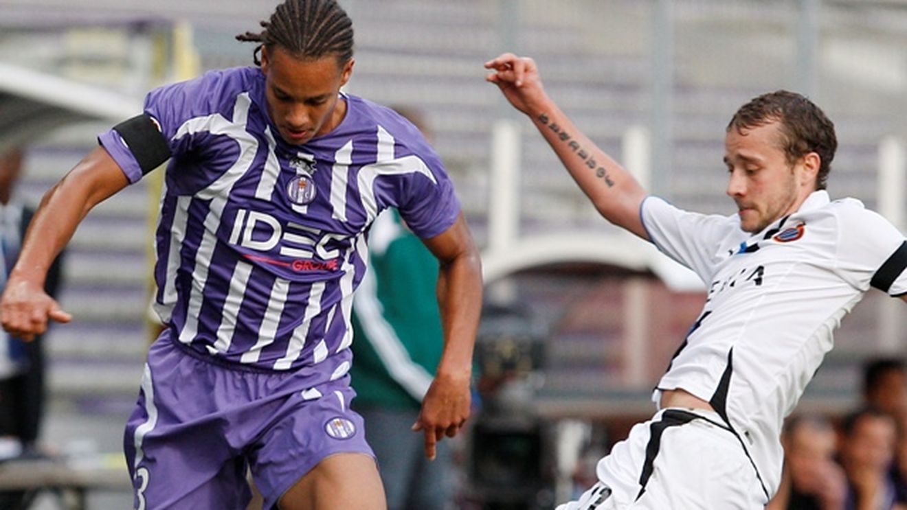 Lazio îl vrea pe E. Capoue, de la Toulouse!**