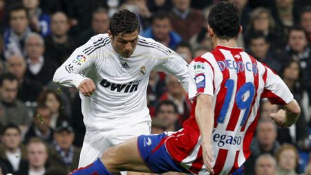 VIDEO** Ice-man Ronaldo!** Vezi ce a făcut lusitanul în timpul meciului cu Gijon!