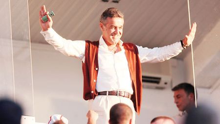 Back in business!** Asta ar fi cea mai bună veste pentru Steaua: Becali simte iar mirosul banilor și anunță câștiguri de sute de milioane de euro! Ce veste a primit