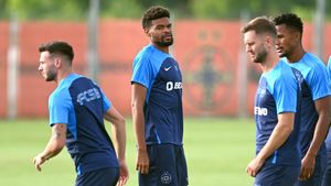 Bari a oprit negocierile pentru transferul lui Malcom Edjouma de la FCSB. Italienii au aflat adevăratul plan al lui Gigi Becali și fac pasul înapoi