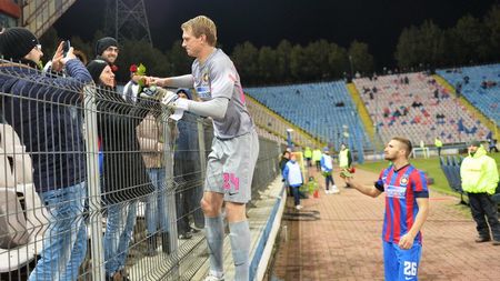 FOTO | Gest frumos făcut de jucătorii Stelei înainte de meciul cu CFR, cu ocazia zilei de 8 martie