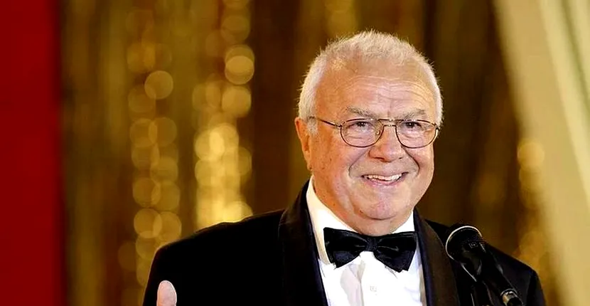 Alexandru Arșinel vinde legume în piață. ”Îmi place să fiu printre oameni, să-i văd cum se uită la produse, cum negociază”