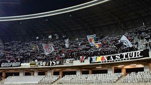 De la „sânge pentru bilete” în 2011, la „un prim pas spre normalitate” în 2023. Cum și de ce se vede altfel rivalitatea din derby-ul Clujului