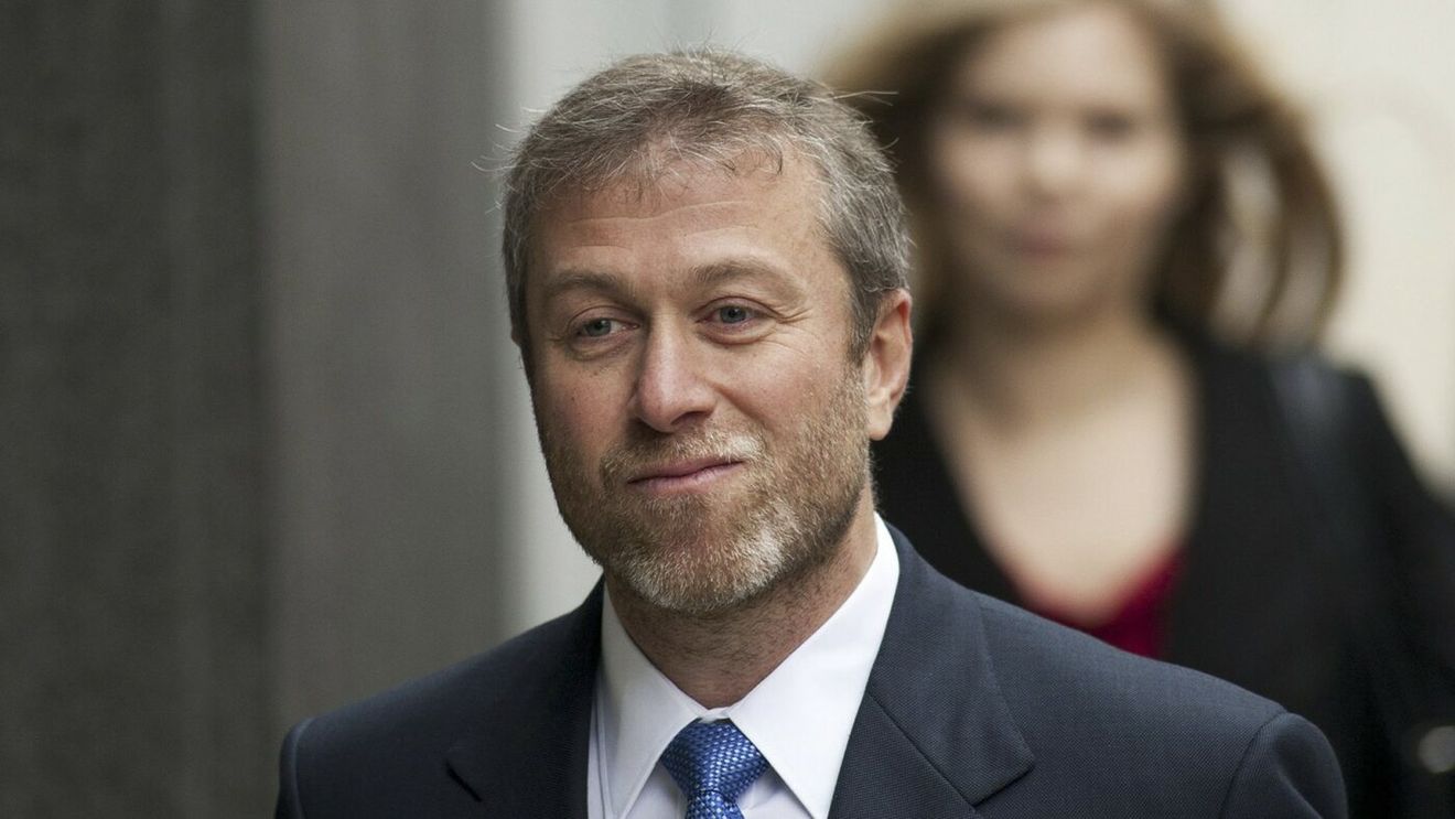 Germanii au declanşat o anchetă fără precedent împotriva lui Roman Abramovich. Oligarhul lui Vladimir Putin riscă să facă puşcărie şi nemții i-au confiscat deja bunuri de lux