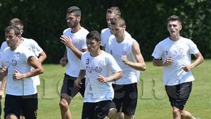 VIDEO INCREDIBIL | Un fost jucător al Rapidului, băut la volan! A căzut după ce a suflat în etilotest