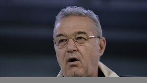 "Eu refuz FCSB și sunt pe bancă?" Revolta unui fotbalist care i-a spus "nu" răspicat lui Becali, iar acum e într-o situație grea: "Nu regret că am vorbit"