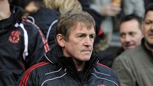 Liverpool, în colaps!** 10 jucători pe lista de transferuri a lui Dalglish