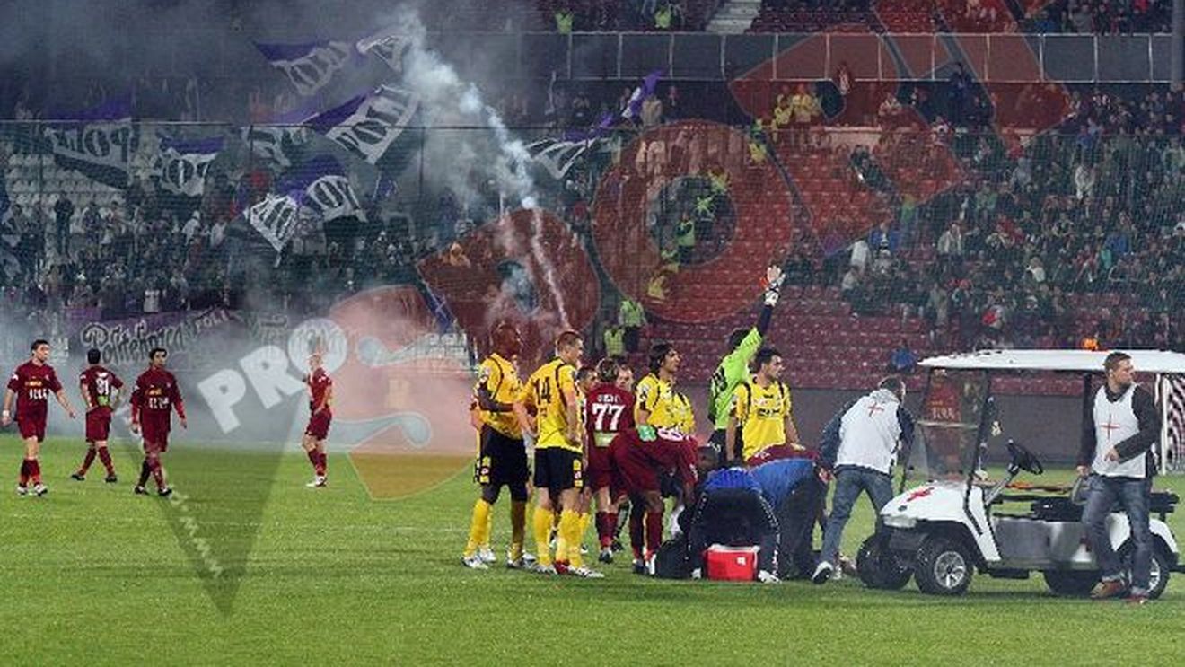 VIDEO** Torța care l-a "curentat" pe Bonfim a plecat din sectorul în care se aflau fanii CFR-ului!