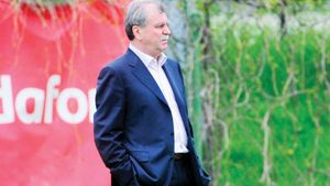 Haos fără sfârșit la Rapid!** Varianta surpriză a lui Copos pentru postul de președinte