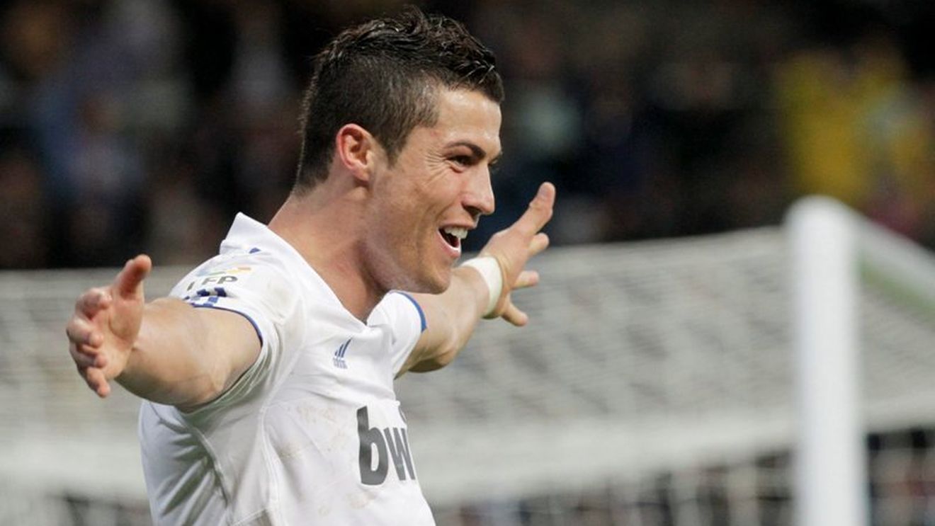 Mama copilului lui Cristiano Ronaldo își vrea fiul înapoi!