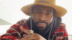 Nu se uită la bani! Bacșișul uriaș lăsat de un star al baschetului american, după ce i-a venit nota de plată. Chelnerița a început să plângă | FOTO