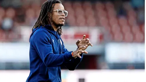 Bătăușul Edgar Davids nu și-a pierdut antrenamentul de la răfuiala cu Cosmin Contra! S-a încăierat cu jucătorii la primul meci ca antrenor în liga a treia portugheză