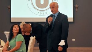 Ape tulburi la ”U” Cluj! Președintele clubului a anunțat că e pe punctul de a demisiona: ”Probabil că e nevoie de cineva mai tânăr”