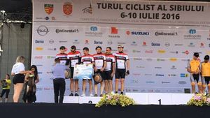 "Turul Sibiului își continuă creșterea în calitate, confirmată an de an de rapoartele pozitive ale UCI". Cine participă