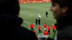Transferul care poate salva play-off-ul pentru Dinamo e gata: „Sută la sută!”
