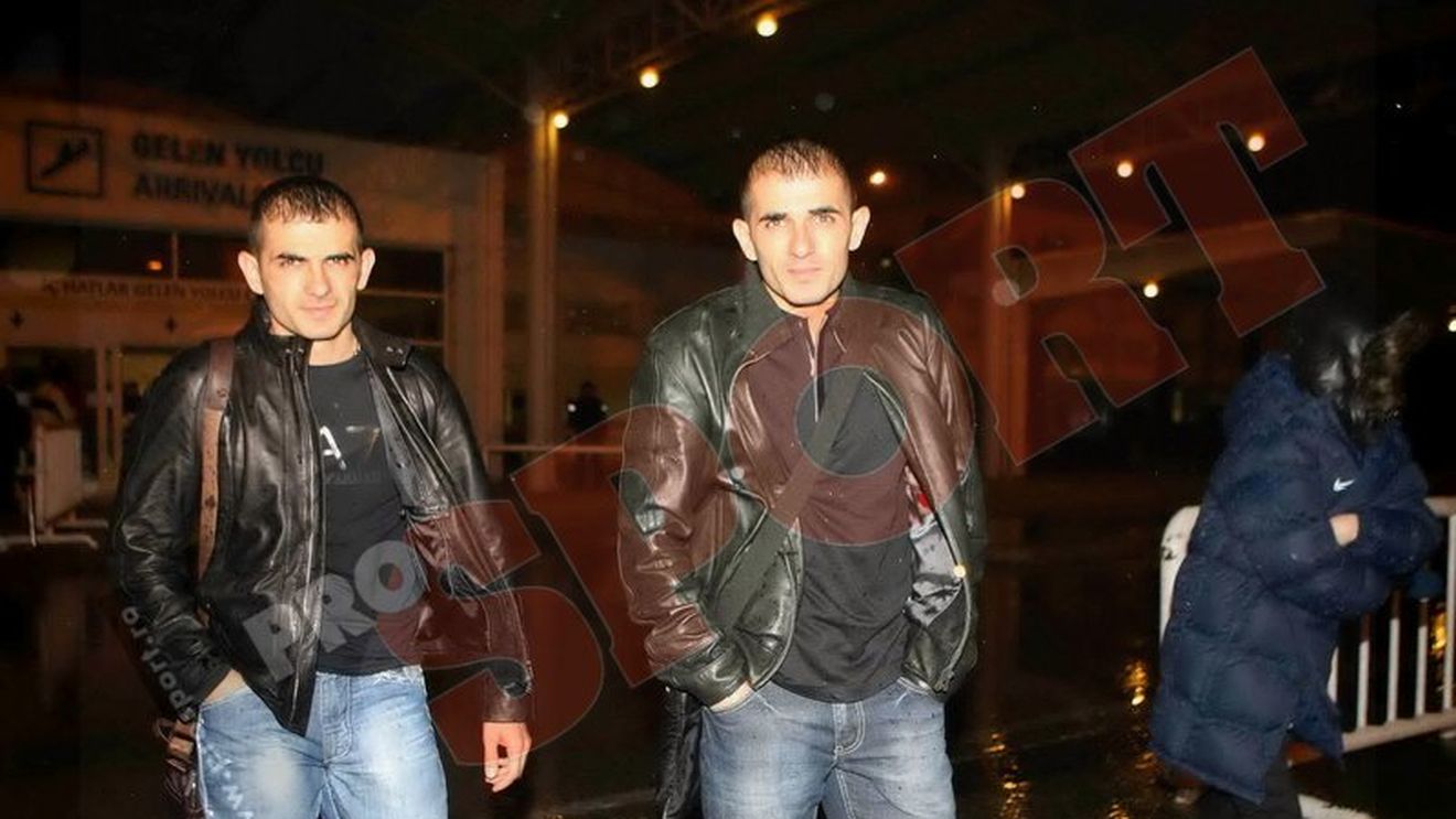 FOTO Prinși în furtună!** Karamyenii au ajuns în Antalya, după un zbor cu peripeții!