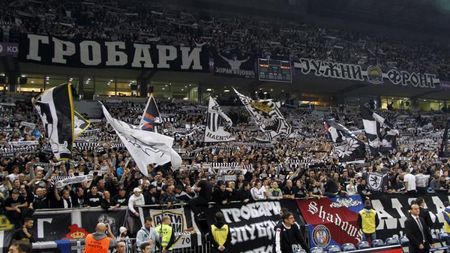 VIDEO | Fără "infern" sau "iad", aici e doar pasiune! Cum se trăiește un meci din mijlocul fanilor lui Partizan, probabil viitoarea adversară a Stelei în preliminariile Ligii