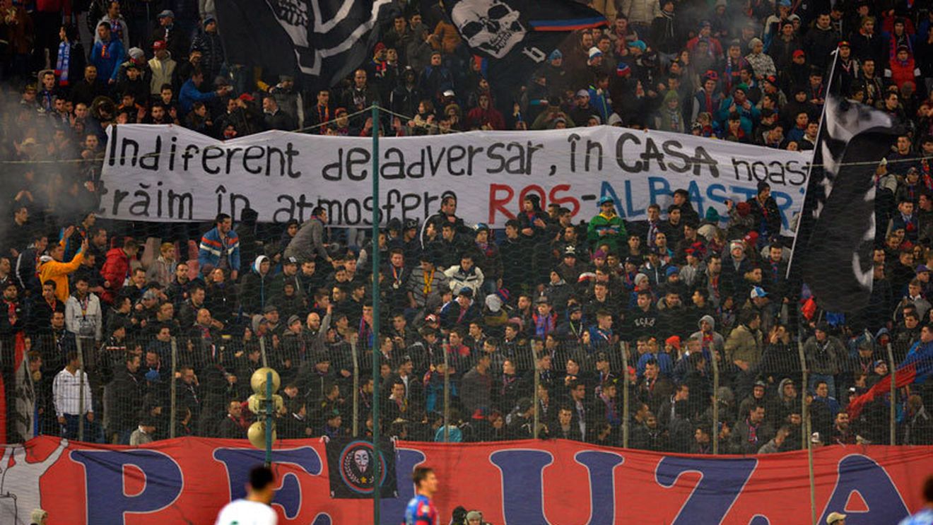 Spectacol, ironii și start întârziat cu cinci minute. Cele două galerii au făcut show în tribune