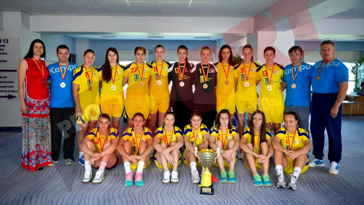 România, cotată cu a treia șansă la câștigarea Campionatului European sub 19 ani. Rolul major pe care îl are Aurelian Roșca și precedentul care a stârnit orgoliul tricolorelor