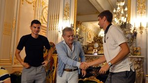 "Văd tutunul în sângele lor!" Lista neagră a lui Becali: jucătorii de milioane de euro pe care nu a putut să-i ierte. "Tirada" la adresa fotbaliștilor cumpărați de la Hagi: "Iau două pachete de țigări și merg la echipă"