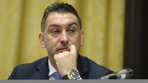 Ilie Dumitrescu îi dă dreptate lui Contra în cazul Mitriță: "Reacția lui mi se pare normală. Nu îl jignesc, dar nu sunt realizări"