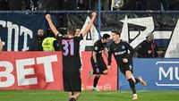FCSB se impune grație „dinozaurilor” adormiți Olaru și Șut și revine în lupta pentru Play-off! Cătălin Mureșanu scrie cronica meciului care poate readuce speranța „roș-albaștrilor”