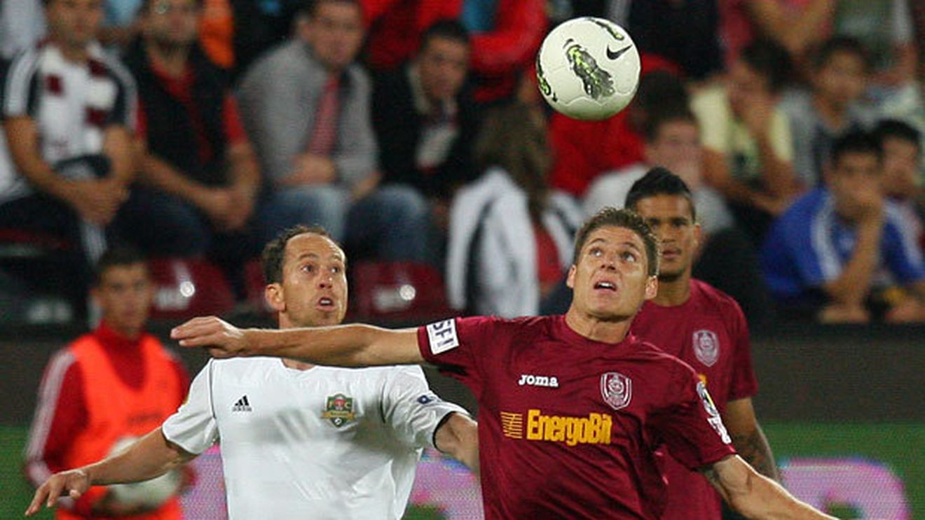 CFR exultă după super-afacerea cu Renan și nu vrea înlocuitori de sezon!** Clujenii ar refuza jucători de la Porto: "Nu asta e filosofia noastră"