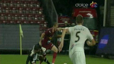 Gafă incredibilă la Cluj. Nimeni nu a înțeles ce a vrut Vâtcă. VIDEO: Faza care a 'îngropat' Viitorul cu CFR