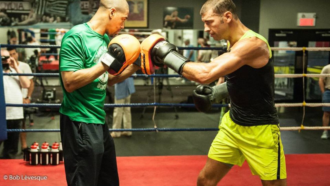 Revenirea în ring a lui Bute va fi transmisă în direct de TVR1, duminică de la ora 5:00