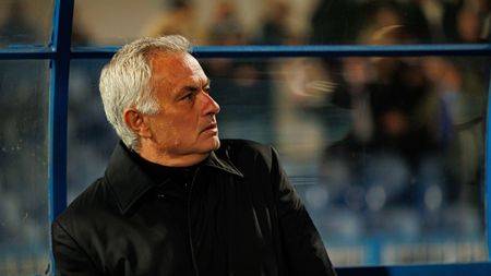 Jose Mourinho vrea să cumpere un fotbalist român pentru Benfica Lisabona. Ce SMS i-a dat lui Giovanni Becali: „E numărul 1 în România”