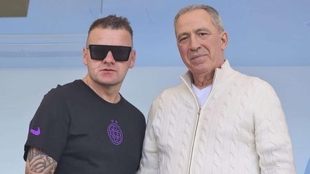 Povestea inedită a singurului suporter pe care FCSB îl are la amicalul cu Hamburg! A calatorit o zi întreagă pentru a-și vedea favoriții, dar are un mare regret: „Unde e Gigi Becali?”. EXCLUSIV