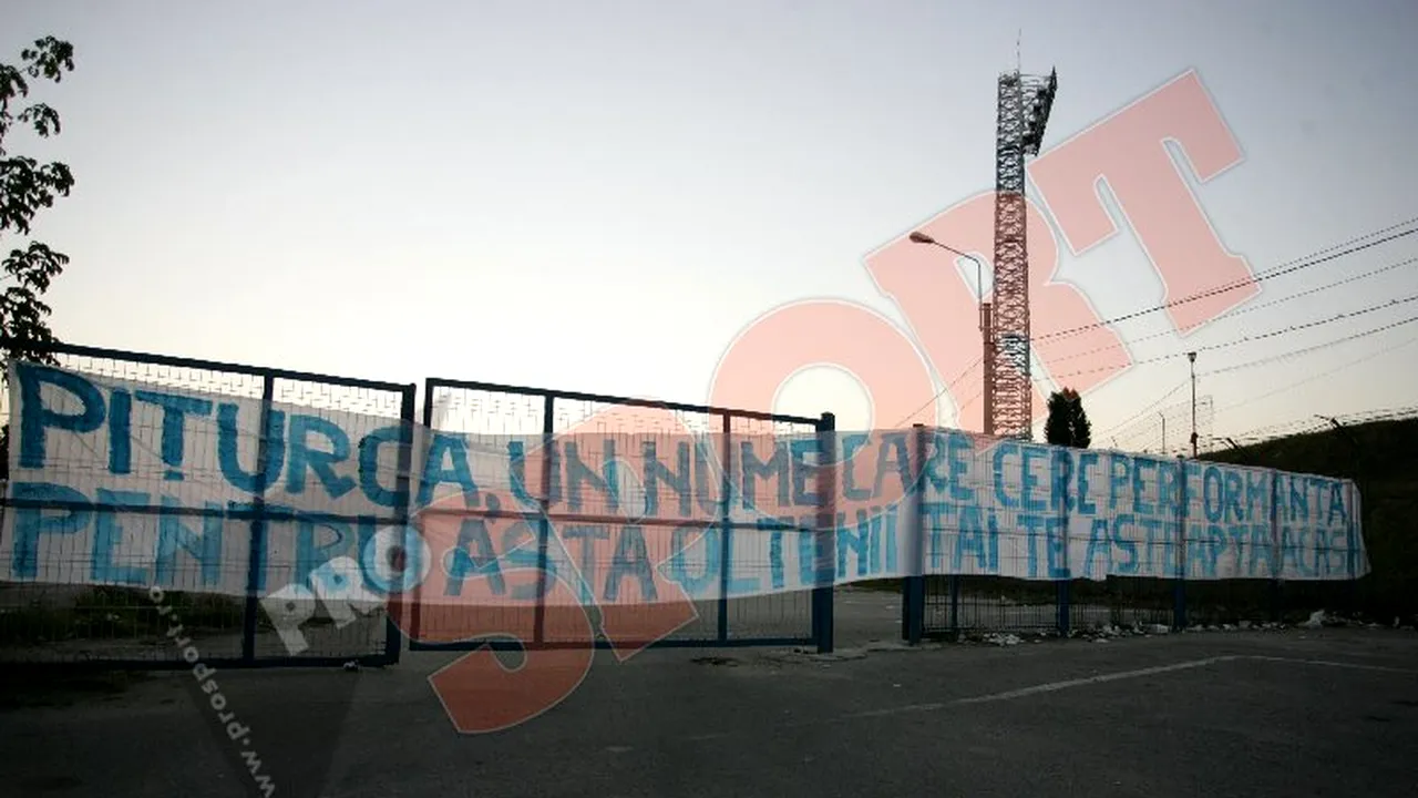 Fanii au ieșit în stradă! Pițurcă a stârnit o nouă revoluție la Craiova!