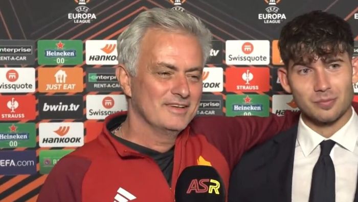 Jose Mourinho a demonstrat încă o dată că e „The Special One”! Gest superb făcut la finalul meciului AS Roma - Servette 4-0 | VIDEO