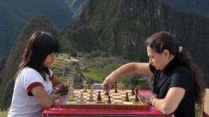 Fotografia zilei / "Șah etern" la mare altitudine